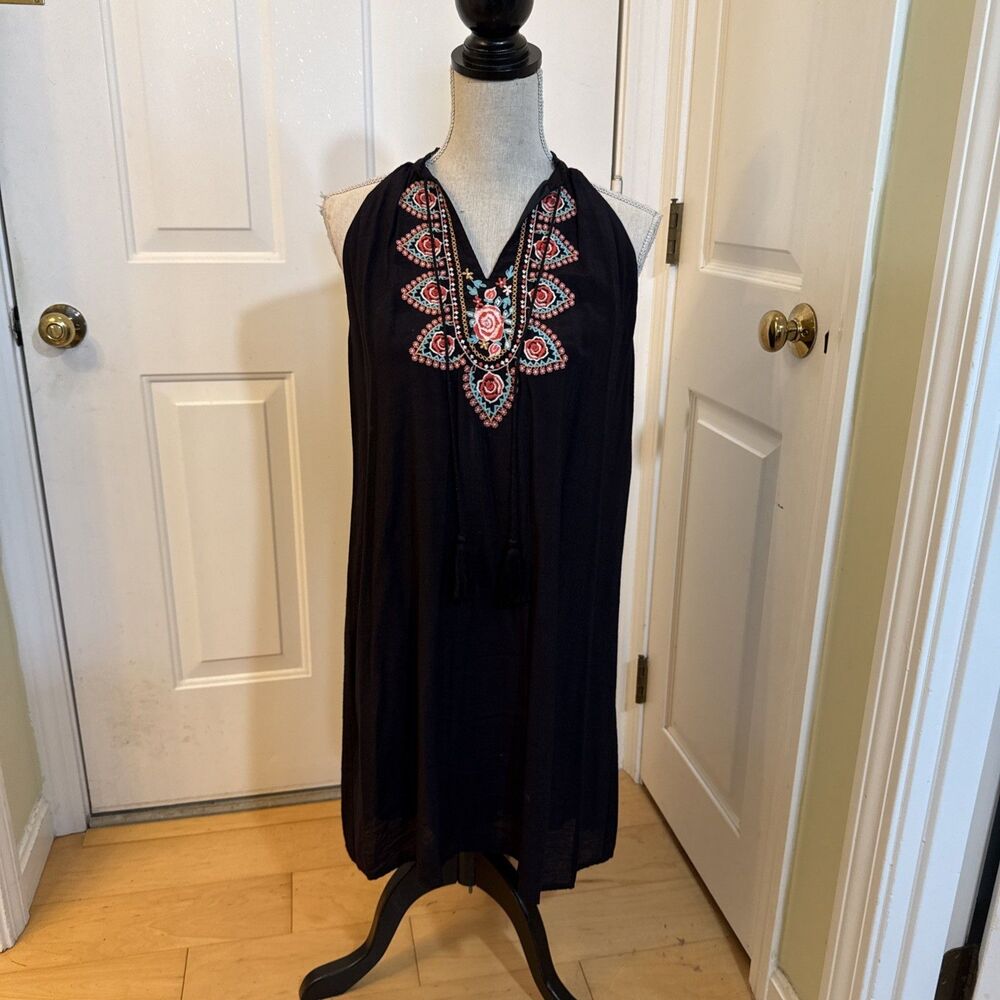 EMBROIDERED THML Black Anthropologie KneeLength Sleeveless Halter Dress Size M